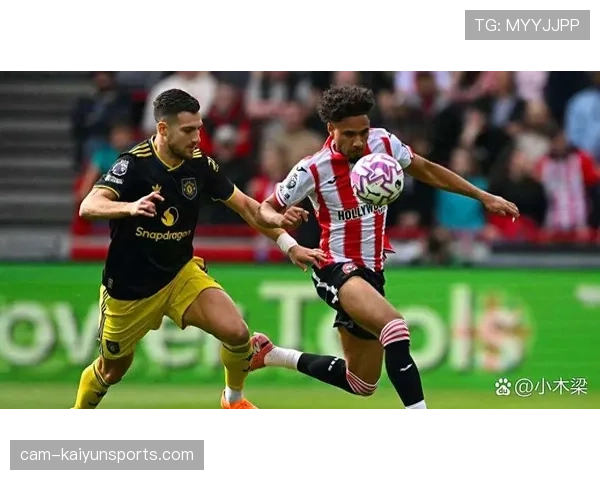 半场战报：曼联0-2布伦特福德，后防线连续失误送礼